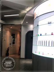 -LESSMORE科技头皮理容中心