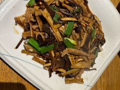 -自游人·美食一楼·地道徽菜(三十年名店)