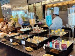 -圣丰索菲特·2 On 988 Café 自助餐厅
