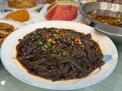 -大鸭梨烤鸭店(金顶街店)