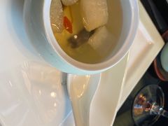 石斛花老鸡炖瘦肉-Yan Ting 宴庭中餐厅(上海静安瑞吉酒店)