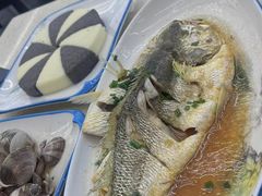 -渔中舟海鲜大排档(普陀沈家门店)