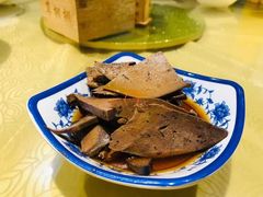 浸卤猪肝-泓历皇朝酒店(东亭店)