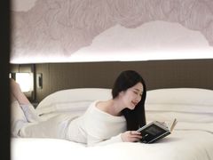-深圳星河丽思卡尔顿酒店
