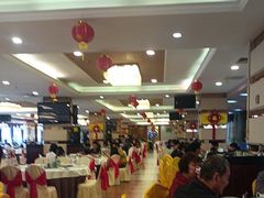 -御满江海鲜酒家(洛溪新城店)