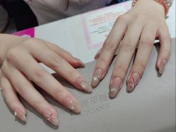 -瞧·享轻奢美甲美睫