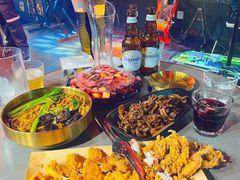 -INNS BAR 音乐酒吧餐厅