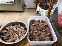 -吾穆勒蓬灰牛肉面·清真(北滨河中路店)