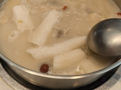 -煲王粤菜餐厅(中侨中心店)