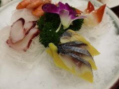 -青瓦餐厅·生鱼片·韩园烤肉(西塔店)