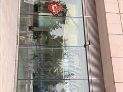 门面-Tims天好咖啡(河西万象城店)