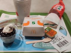 -麦当劳(徐汇漕溪北路百脑汇店)