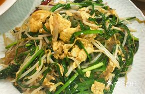 Stir-Fried Leek with Vermicelli