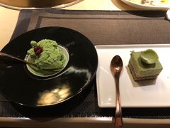 宇治抹茶蛋糕-余欢领鲜火锅(新街口店)