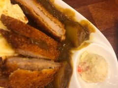 日本咖喱蛋包饭配鸡排鱼排-玛格萝妮比萨屋(四平店)