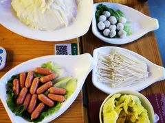-小小河边鱼(天润城店)