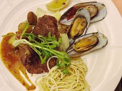 香煎菲力牛排配黑椒汁-红房子西菜馆(淮海中路店)