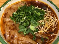 -拈签一笑黄牛肉辣卤串串