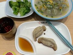 荠菜小馄饨-小杨生煎(天之骄子店)