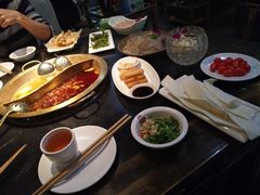 -怡品川宇火锅(宝立方店)