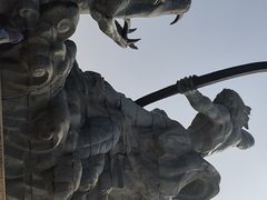 -巴陵广场