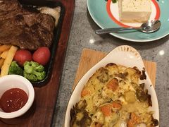 -菲滋意式休闲餐厅(北仑银泰城店)