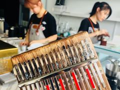 -UNI UNI(环亚凯瑟琳店)