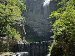 -燕子河大峡谷天坑仙境