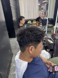 -藤野造型·烫·染发型设计店