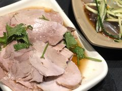 -亮亮面馆(经六路店)