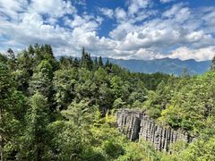 -梭布垭石林景区