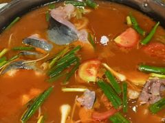 -亮欢寨酸汤鱼(沙冲路店)