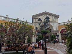 -佛罗伦萨小镇广佛名品奥特莱斯(疏港路店)