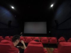 -天幕新彩云国际影城(激光巨幕店)