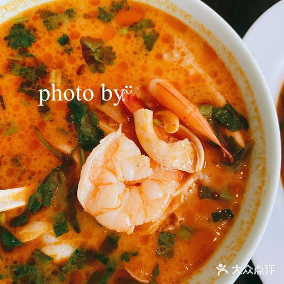 KIN Urban Thai Kitchen 妈咪泰料