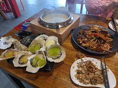 -烧蠔帮·生蚝海鲜牌档(观海店)