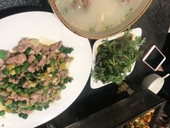 -万重锦·人文川菜馆(骡马市店)