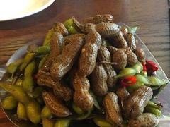 -喝丢一只鞋辣炒海鲜小烧烤(三八广场店)