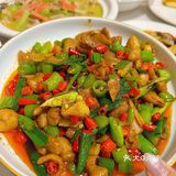 在国兴新开的！！川菜小炒！！！好有烟火气👍