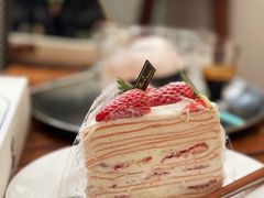 草莓千层-Miss Q Family甜品·蛋糕·法甜咖啡