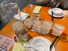-莲餐厅·湖北菜·潜江小龙虾店(愚园路店)
