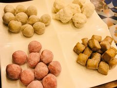 丸类拼普-超越炭火牛蛙火锅鸡(河东店)