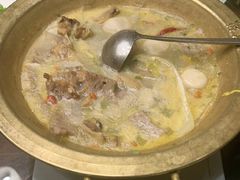 -霄汉牛三鲜湖北砂锅菜(万松园2店)