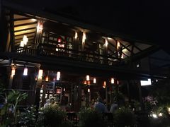-Dash Teak House