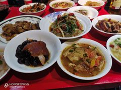 -蓝田九大碗民俗食府(蓝田店)