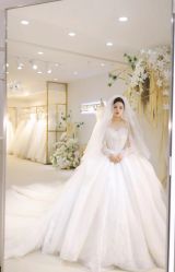 -台湾蔡美月婚纱租赁