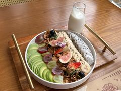 -Mark&Mars Restaurant