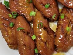 -爱的果实月嫂育婴师(世纪东方店)