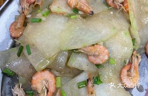 Shrimp Stir-fried with Wax Gourd