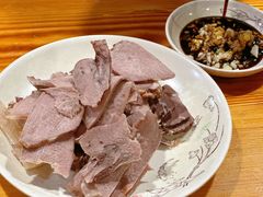 -何永光123鲜牛肉馆(1号店)